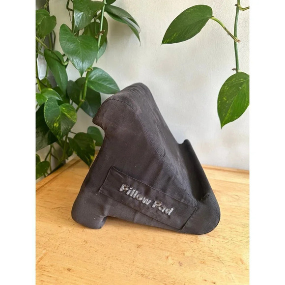 Other - Gray Pillow Pad stand